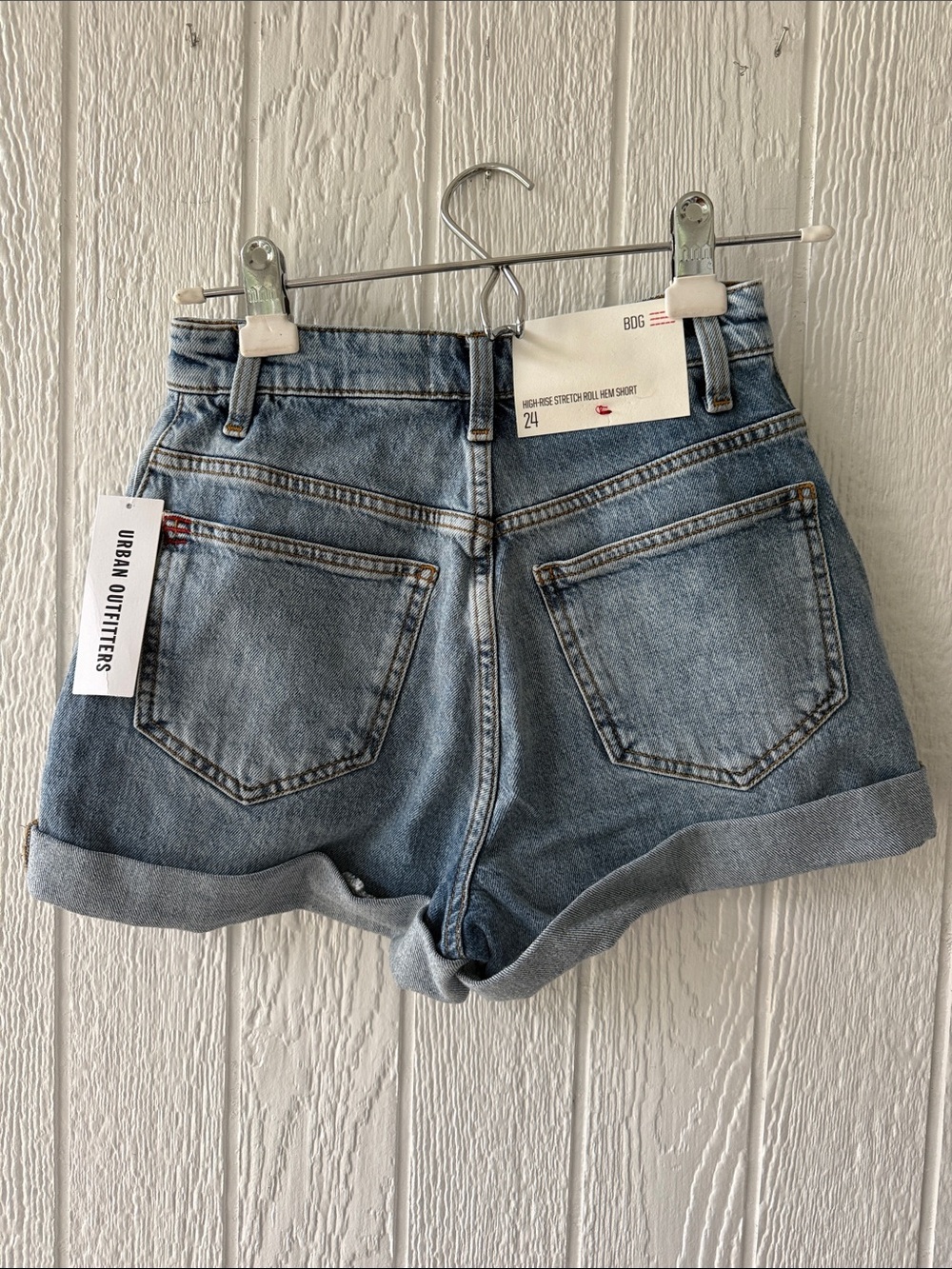 New Urban Outfitters BDG Blue Jean High-Rise Stretch Roll Hem Denim Shorts sz 24